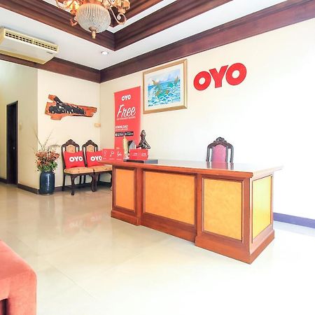 Oyo 383 White Inn Hotel Ban Khlong Lat Bua Khao Экстерьер фото